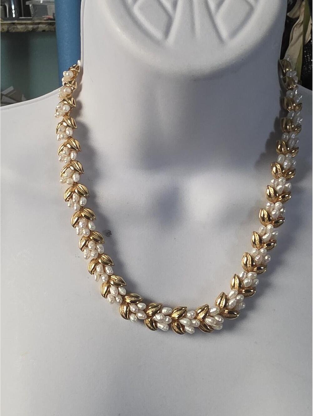 Rare Vintage Natural Pearls And Goldtone Necklace 18".luxury Oldmoney